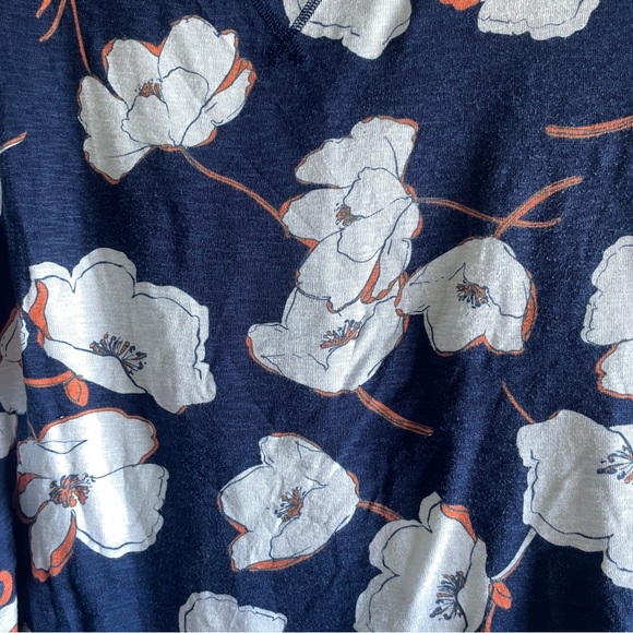 Liz Claiborne Navy Floral Blouse Bundle size L - Picture 5 of 16